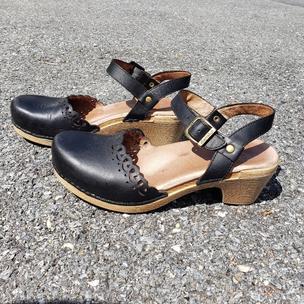 Dansko Mary Jane Clogs - black leather: women size 38 (US women's 9)